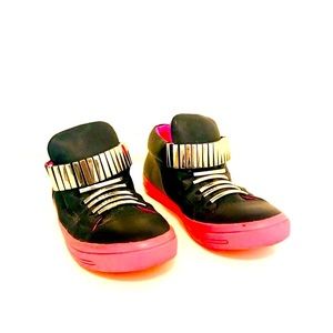JEFFREY CAMPBELLBlack & Pink Hi Top Sneakers Silver Grill
